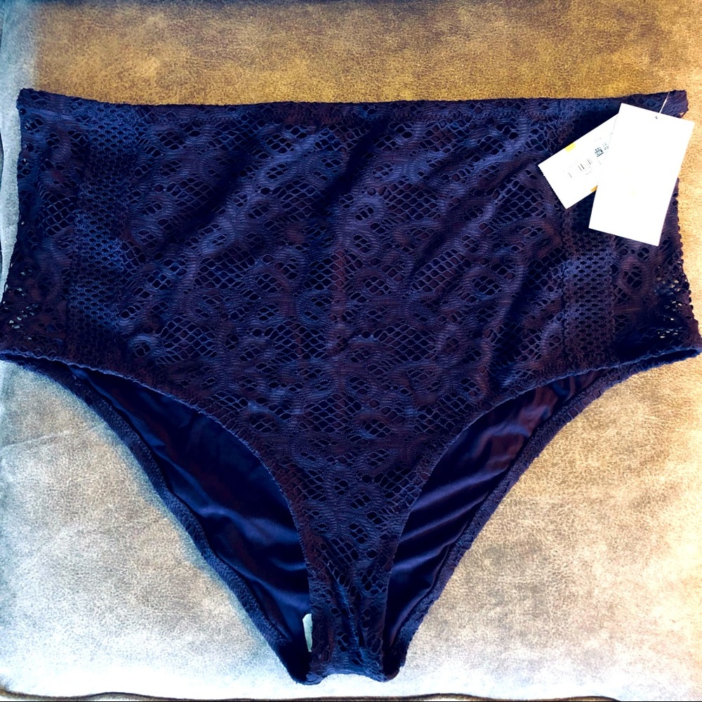 BECCA NWT Plum Lace Swim Bottom